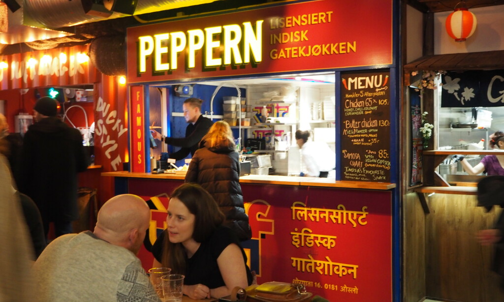 PEPPERN er gatematboden til Oslo-restauranten Der Pepper'n gror. De har også en matbod på Vippa. PEPPERN er gatematboden til Oslo-restauranten Der Pepper'n gror. De har også en matbod på Vippa.