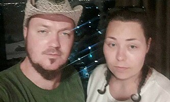 <strong>KONFLIKTFAST:</strong> Jimmy Hansen (30) og Maren Salbu (25) må belage seg på et uvisst antall dager i Bangkok, som følge av konflikten mellom India og Pakistan. Foto: Privat <strong>KONFLIKTFAST:</strong> Jimmy Hansen (30) og Maren Salbu (25) må belage seg på et uvisst antall dager i Bangkok, som følge av konflikten mellom India og Pakistan. Foto: Privat
