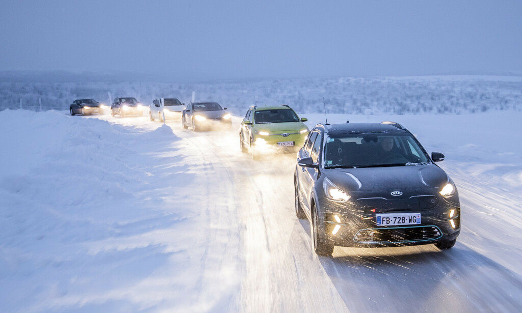 NORSK VINTER: Vi har testet de seks elbilene under landeveiskjøring. Temperaturen varierte fra minus 6 til minus 19 grader. Foto: Markus Pentikainen.