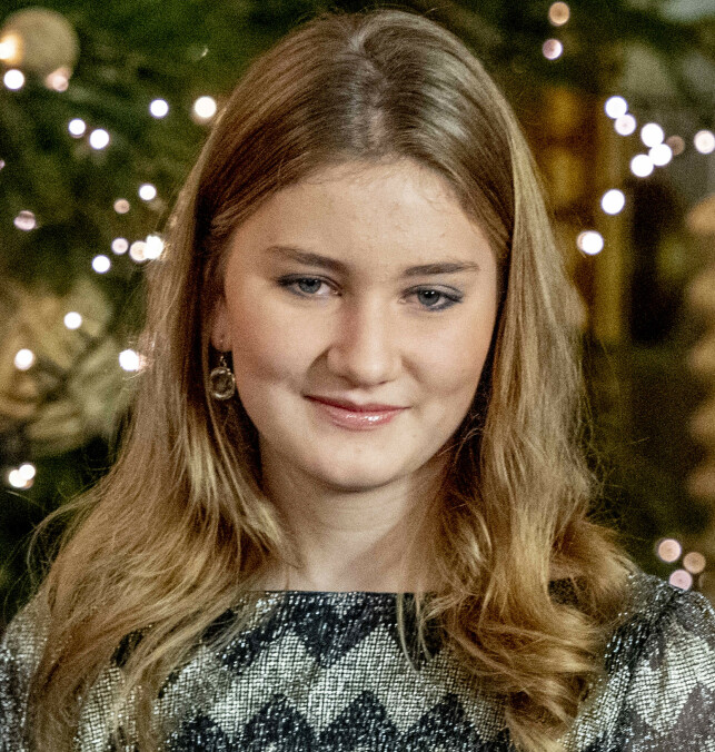 ELDST: Belgias kronprinsesse Elisabeth er eldst i sin generasjon tronarvinger, og har allerede rukket å flytte utenlands for å studere. Foto: NTB Scanpix ELDST: Belgias kronprinsesse Elisabeth er eldst i sin generasjon tronarvinger, og har allerede rukket å flytte utenlands for å studere. Foto: NTB Scanpix