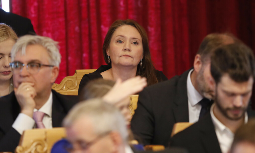 BLE ALDRI INTERVJUET: Eva Kristin Hansen takket nei til å snakke med forfatterne bak boka. Hun mener boka etterlater inntrykk av at Trond Giske skaffet henne vervet som visepresident på Stortinget. Foto: Cornelius Poppe / NTB scanpix BLE ALDRI INTERVJUET: Eva Kristin Hansen takket nei til å snakke med forfatterne bak boka. Hun mener boka etterlater inntrykk av at Trond Giske skaffet henne vervet som visepresident på Stortinget. Foto: Cornelius Poppe / NTB scanpix