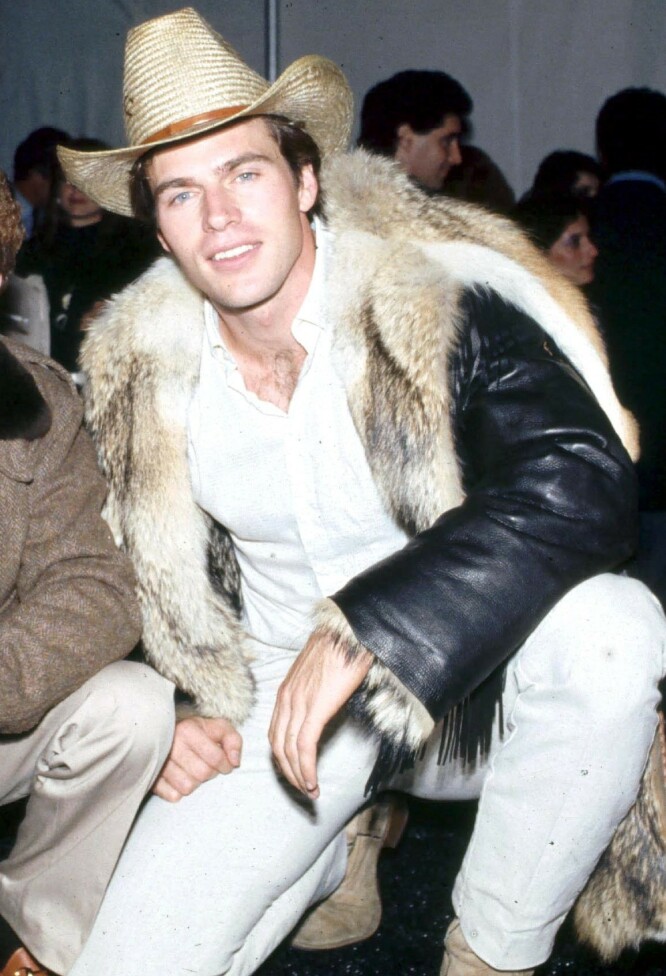 FULL FART OPPOVER. Jon-Erik Hexum under Night of the Stars i 1983. Et år senere var han død. FOTO: NTB Scanpix FULL FART OPPOVER. Jon-Erik Hexum under Night of the Stars i 1983. Et år senere var han død. FOTO: NTB Scanpix
