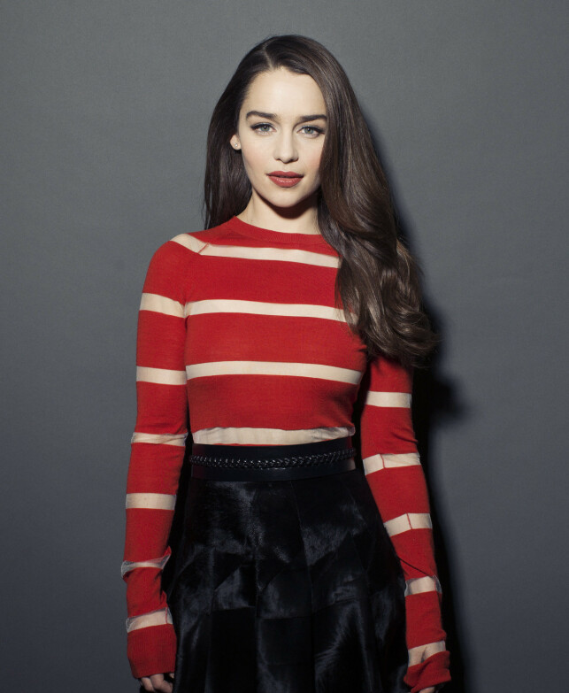 UNG: Emilia Clarke var i begynnelsen av 20-åra da hun fikk rollen som Daenerys. Her er hun i 2013. Foto: AP/ NTB Scanpix UNG: Emilia Clarke var i begynnelsen av 20-åra da hun fikk rollen som Daenerys. Her er hun i 2013. Foto: AP/ NTB Scanpix