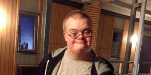 image: Eric (20) bar lekevåpen - ble drept av svensk politi. Nå er de tiltalt