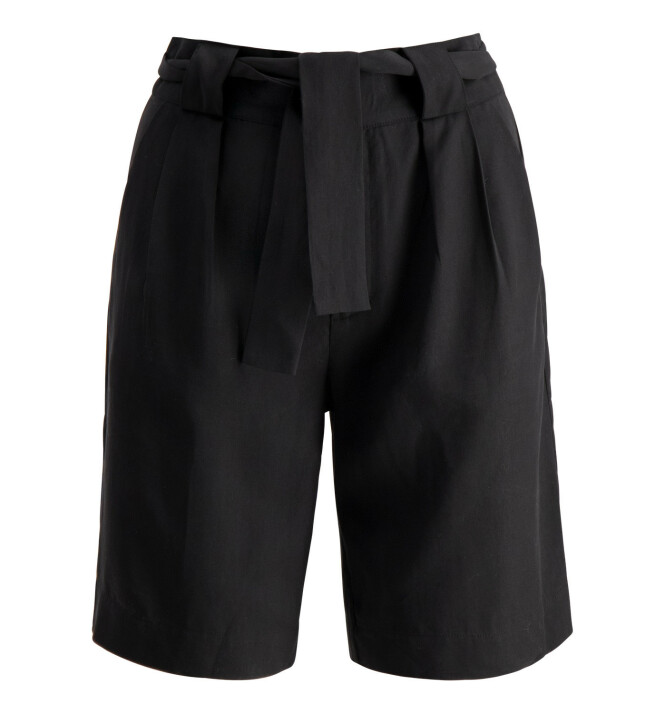 SHORTS: kr 1300. Foto: Camilla Pihl Wear SHORTS: kr 1300. Foto: Camilla Pihl Wear