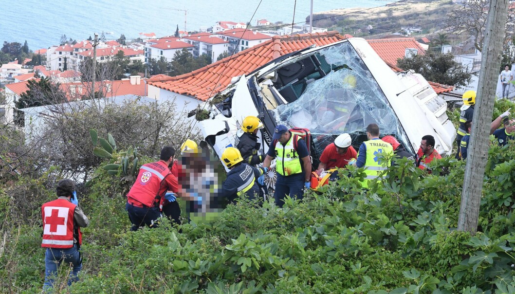 MANGE SKADDE: Minst 22 personer er fraktet til sykehus etter ulykken. Foto: Rui Silva / Aspres / Global Images / Sipa USA / NTB Scanpix MANGE SKADDE: Minst 22 personer er fraktet til sykehus etter ulykken. Foto: Rui Silva / Aspres / Global Images / Sipa USA / NTB Scanpix