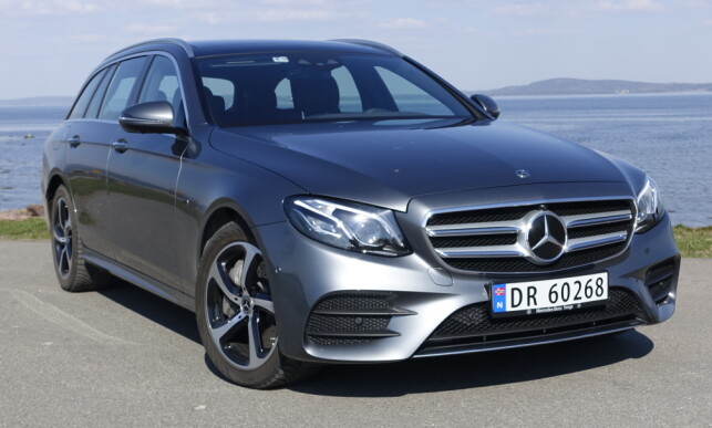 AMG: Det er bare innvendig og utvendig styling som egentlig er sportslig, selv om motorpakka byr på mer enn nok trykk. Foto: Rune M. Nesheim AMG: Det er bare innvendig og utvendig styling som egentlig er sportslig, selv om motorpakka byr på mer enn nok trykk. Foto: Rune M. Nesheim