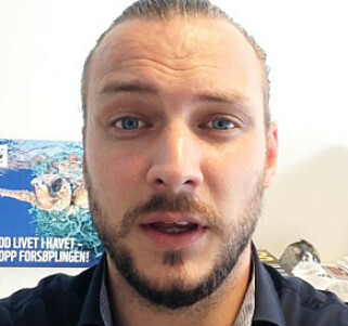 CONFIDENCE: Marine biologist and senior consultant for WWF World Natural Fund respond to Runde's photos. CONFIDENCE: Marine biologist and senior consultant for WWF World Natural Fund respond to Runde's photos.