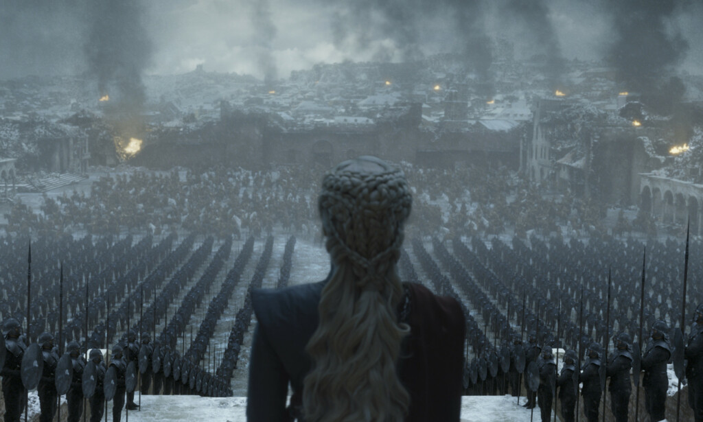 SPOILERE FØLGER: Daenerys Targaryen har overvunnet både The Night King og Cersei Lannister før episode seks. Lenger nede i saken følger spoilere om hva som skjer med henne nå. Foto: HBO Nordic SPOILERE FØLGER: Daenerys Targaryen har overvunnet både The Night King og Cersei Lannister før episode seks. Lenger nede i saken følger spoilere om hva som skjer med henne nå. Foto: HBO Nordic