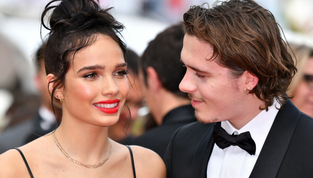 I CANNES: Brooklyn Beckham og Hana Cross i forkant av visningen av «Once Upon A Time In Hollywood» under filmfestivalen i Cannes i mai 2019. Foto: NTB Scanpix I CANNES: Brooklyn Beckham og Hana Cross i forkant av visningen av «Once Upon A Time In Hollywood» under filmfestivalen i Cannes i mai 2019. Foto: NTB Scanpix