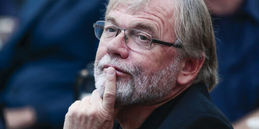 image: Jostein Gaarder med appell til klimaets «streikebrytere»