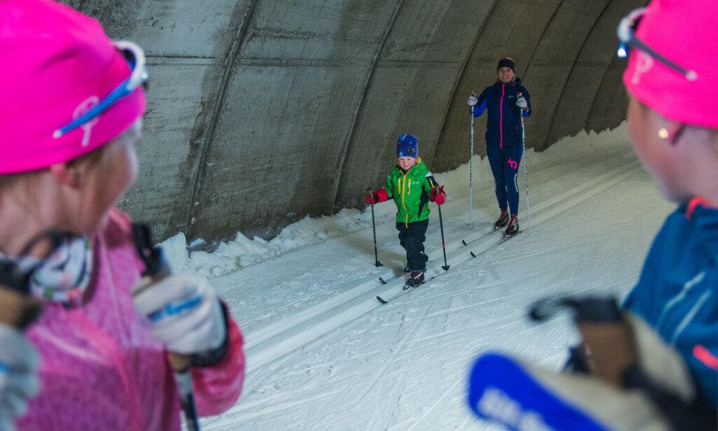HELÅRS SKIEVENTYR: Torsby Skidtunnel & Sportcenter er en fantastisk opplevelse. Foto: Tom Lindstrøm HELÅRS SKIEVENTYR: Torsby Skidtunnel & Sportcenter er en fantastisk opplevelse. Foto: Tom Lindstrøm