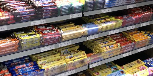 image: Fedme-epidemien: Vil ha slutt på sjokoladepapir