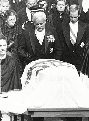 <strong>I SORG:</strong> Grace Kellys begravelse fant sted i St. Nicholas-katedralen 18. september 1982. Foto: NTB Scanpix <strong>I SORG:</strong> Grace Kellys begravelse fant sted i St. Nicholas-katedralen 18. september 1982. Foto: NTB Scanpix