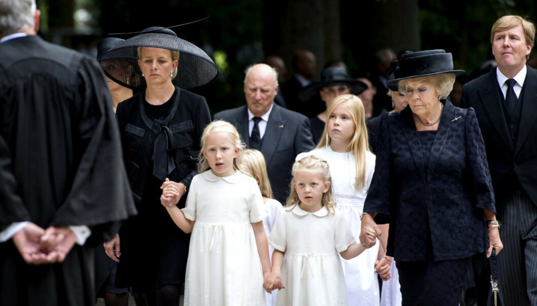 <strong>TOK FARVEL:</strong> Kong Harald var til stede under begravelsen til Prins Friso i Belgia. Foto: NTB Scanpix <strong>TOK FARVEL:</strong> Kong Harald var til stede under begravelsen til Prins Friso i Belgia. Foto: NTB Scanpix