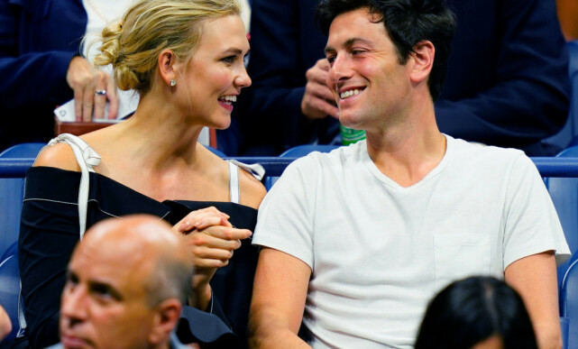 GIFT: Karlie Kloss og Joshua Kushner giftet seg i oktober i fjor. Foto: NTB scanpix GIFT: Karlie Kloss og Joshua Kushner giftet seg i oktober i fjor. Foto: NTB scanpix