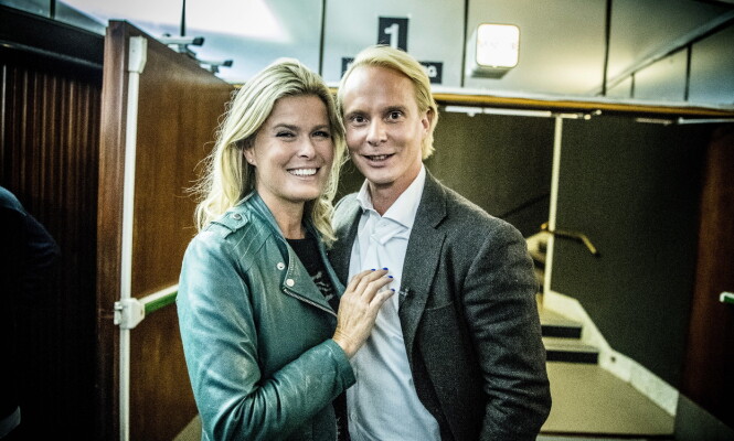 <strong>FESTIVAL OG KIOSK:</strong> Vendela Kirsebom fikk prøvd seg i serviceyrket før hun for alvor slo gjennom som modell. Her med kjæresten Petter Pilgaard. Foto: Thomas Rasmus Skaug / Dagbladet <strong>FESTIVAL OG KIOSK:</strong> Vendela Kirsebom fikk prøvd seg i serviceyrket før hun for alvor slo gjennom som modell. Her med kjæresten Petter Pilgaard. Foto: Thomas Rasmus Skaug / Dagbladet