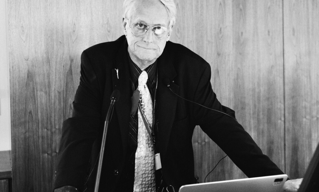 Ted Nelson har holdt utallige forelesninger de siste 50 årene. 📸: Frode Hegland Ted Nelson har holdt utallige forelesninger de siste 50 årene. 📸: Frode Hegland