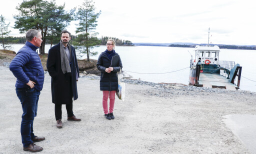 PÅ UTØYAKAIA: Even Frogh (til venstre) var med på Statsbyggs befaring for å se på plassering på Utøyakaia i 2017, sammen med Anette Bastnes og Erlend Blakstad Haffner. Foto: Terje Pedersen / NTB scanpix PÅ UTØYAKAIA: Even Frogh (til venstre) var med på Statsbyggs befaring for å se på plassering på Utøyakaia i 2017, sammen med Anette Bastnes og Erlend Blakstad Haffner. Foto: Terje Pedersen / NTB scanpix