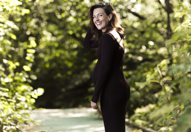 BLIR TOBARNSMOR: Skuespiller Heidi Ruud Ellingsen gleder seg til å få et nytt tilskudd i familien. Fra før har hun og samboeren Mads Ousdal sønnen Abel (snart 3). FOTO: Astrid Waller BLIR TOBARNSMOR: Skuespiller Heidi Ruud Ellingsen gleder seg til å få et nytt tilskudd i familien. Fra før har hun og samboeren Mads Ousdal sønnen Abel (snart 3). FOTO: Astrid Waller