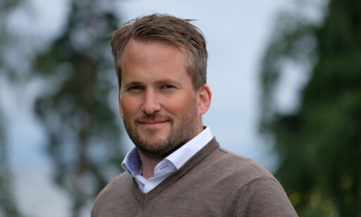 SLAG OG STØT: Branningeniøren Anders Rørvik Ellingbø mener slag og støt på batteriet kan ha stor påvirkning på batteriet. Foto: If Skadeforsikring SLAG OG STØT: Branningeniøren Anders Rørvik Ellingbø mener slag og støt på batteriet kan ha stor påvirkning på batteriet. Foto: If Skadeforsikring