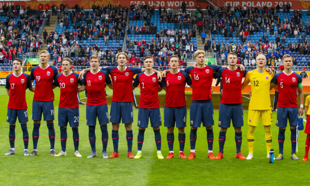 Høyreback-debutanten scoret da Norge vant første EM-kvalikkamp - Fotball - Eurosport