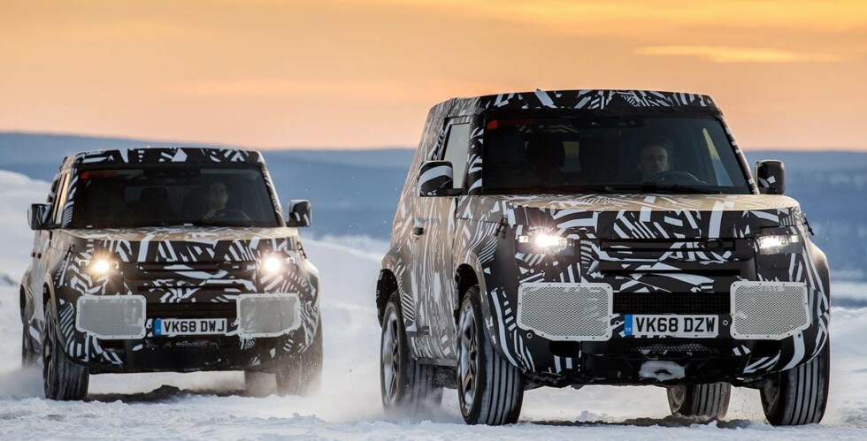 GJENOPPSTÅR: Land Rover Defender kommer i både kort og lang utgave, etter at den nå er satt i produksjon igjen. Alle foto: Produsentene og Rune Korsvoll GJENOPPSTÅR: Land Rover Defender kommer i både kort og lang utgave, etter at den nå er satt i produksjon igjen. Alle foto: Produsentene og Rune Korsvoll