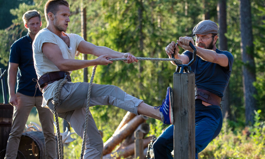 AKTIV: Vidar Johansen vedgår at han sjelden har tatt særlig hensyn til hjertesykdommen. Her møter han Nikolai Aspen til tvekamp på «Farmen». Foto: Alex Iversen / TV 2 AKTIV: Vidar Johansen vedgår at han sjelden har tatt særlig hensyn til hjertesykdommen. Her møter han Nikolai Aspen til tvekamp på «Farmen». Foto: Alex Iversen / TV 2