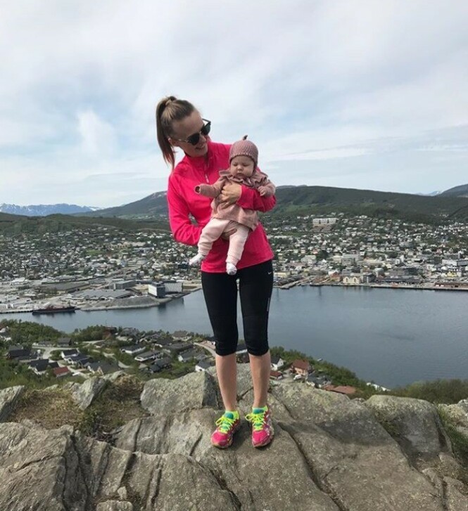 UT PÅ TUR: I dag er Camilla Fors travelt opptatt med politikk, jobb, barn og turgåing. Foto: Privat UT PÅ TUR: I dag er Camilla Fors travelt opptatt med politikk, jobb, barn og turgåing. Foto: Privat
