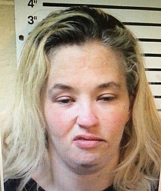 <strong>ARRESTERT:</strong> Mama June ble i mars arrestert sammen med kjæresten for narkotikabesittelse. Foto: NTB scanpix <strong>ARRESTERT:</strong> Mama June ble i mars arrestert sammen med kjæresten for narkotikabesittelse. Foto: NTB scanpix