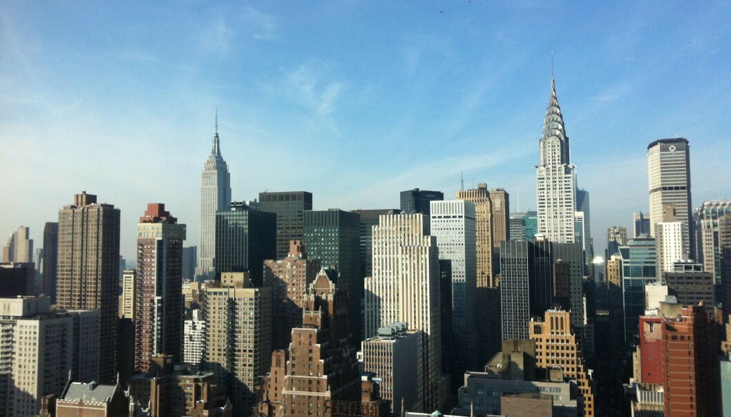 NICE DAY AT THE OFFICE: Gunhilde bodde i New York i to år, som juniorekspert til FN og jobbet med Kongo. – Jeg bodde East Village på Manhattan mens FN-bygningen var under oppussing, og jobbet på Madison Avenue. Det er ganske spennende å gå på møter i sikkerhetsrådet. FOTO: Privat NICE DAY AT THE OFFICE: Gunhilde bodde i New York i to år, som juniorekspert til FN og jobbet med Kongo. – Jeg bodde East Village på Manhattan mens FN-bygningen var under oppussing, og jobbet på Madison Avenue. Det er ganske spennende å gå på møter i sikkerhetsrådet. FOTO: Privat
