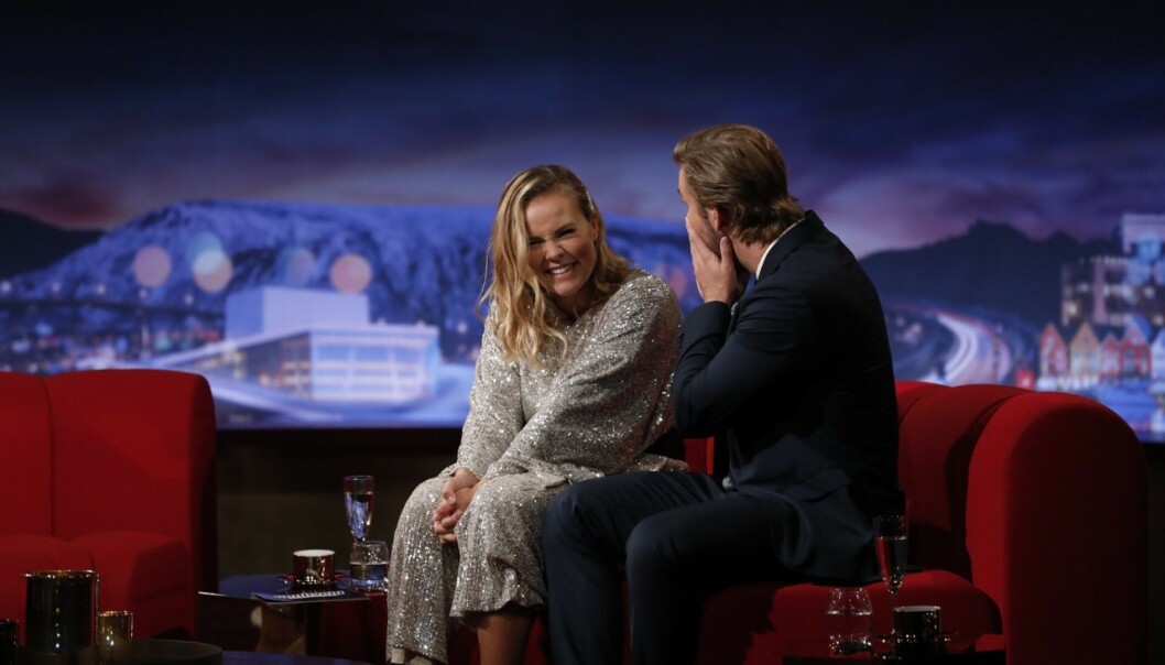SJOKKERT: Helene Olafsen overrasket både publikum og kollega Stian Blipp da hun kunngjorde sin graviditet torsdag kveld. Foto: Helene Kjærgaard Sviland / TV 2 SJOKKERT: Helene Olafsen overrasket både publikum og kollega Stian Blipp da hun kunngjorde sin graviditet torsdag kveld. Foto: Helene Kjærgaard Sviland / TV 2