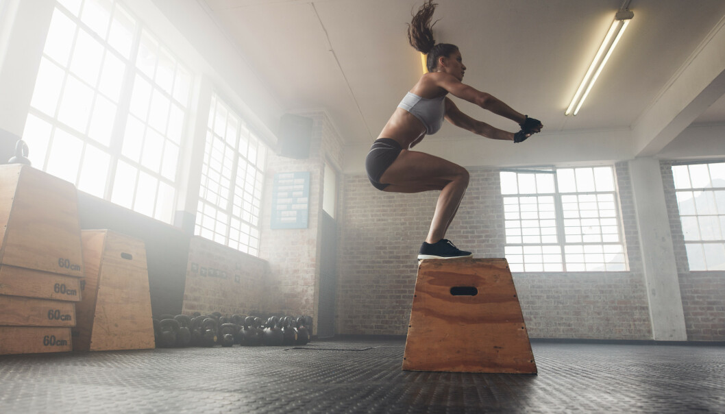 TEKNIKK: Det er viktig å ha riktig teknikk når du skal utføre box jumps. FOTO: NTB scanpix TEKNIKK: Det er viktig å ha riktig teknikk når du skal utføre box jumps. FOTO: NTB scanpix