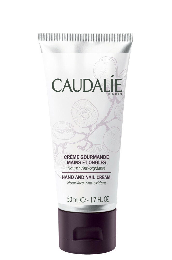Hele 99,8 % naturlige ingredienser, blant annet
kakao- og avokadosmør og aloe vera (kr 90, Human+ Kind, Hand Cream). FOTO: Produsenten Hele 99,8 % naturlige ingredienser, blant annet
kakao- og avokadosmør og aloe vera (kr 90, Human+ Kind, Hand Cream). FOTO: Produsenten