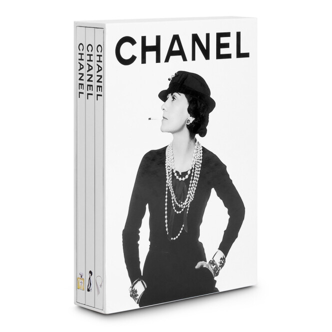 Sett med Chanel-bøker (kr 570, Assouline). FOTO: Produsenten Sett med Chanel-bøker (kr 570, Assouline). FOTO: Produsenten