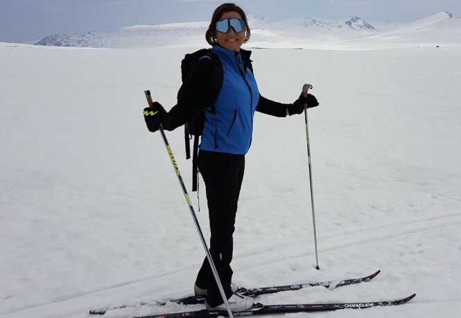 1,3 MIL: Vinteren 2017 gikk Helene over en mil på ski. Hun har også fått egne proteser til slalom. FOTO: Privat 1,3 MIL: Vinteren 2017 gikk Helene over en mil på ski. Hun har også fått egne proteser til slalom. FOTO: Privat