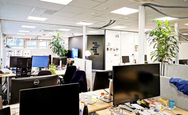 Kontorene i NRKs avdeling Visuelle Historier, hvor Helge Silset sitter. 📸: Privat Kontorene i NRKs avdeling Visuelle Historier, hvor Helge Silset sitter. 📸: Privat