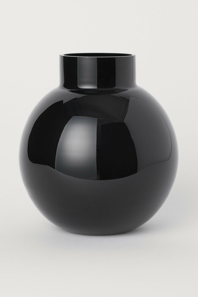 Vase (kr 200, H&M Home). FOTO: Produsenten Vase (kr 200, H&M Home). FOTO: Produsenten