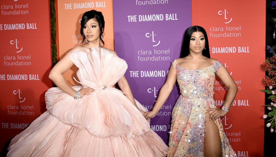 SØSTRE: Cardi B og Hennessy Carolina på Rihannas Diamond Ball i New York, arrangert for femte gang. FOTO: NTB Scanpix SØSTRE: Cardi B og Hennessy Carolina på Rihannas Diamond Ball i New York, arrangert for femte gang. FOTO: NTB Scanpix