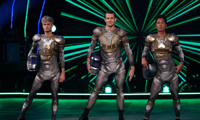 GUTTA KRUTT: Victor, Aleksander og Christian i sin gruppedans. Foto: Espen Solli / TV 2 GUTTA KRUTT: Victor, Aleksander og Christian i sin gruppedans. Foto: Espen Solli / TV 2