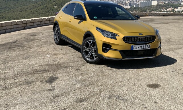 KIA XCEED: Pris fra 289.900 kroner. Foto: Knut Moberg KIA XCEED: Pris fra 289.900 kroner. Foto: Knut Moberg