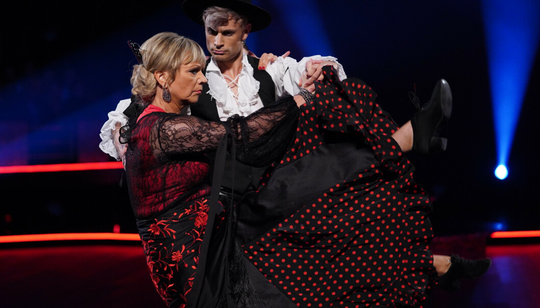 DOMMERDANS: Trine Dehli Cleve danset med Victor Sotberg. Foto: TV 2 / NTB Scanpix DOMMERDANS: Trine Dehli Cleve danset med Victor Sotberg. Foto: TV 2 / NTB Scanpix
