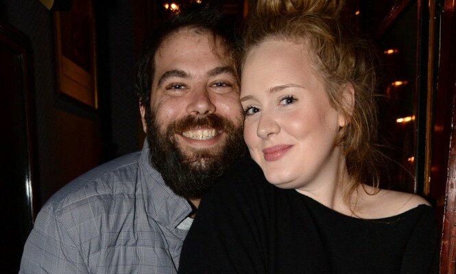 BRUDD: Under ett år etter at de giftet seg, var det over for Adele og Simon Konecki. FOTO: NTB scanpix BRUDD: Under ett år etter at de giftet seg, var det over for Adele og Simon Konecki. FOTO: NTB scanpix