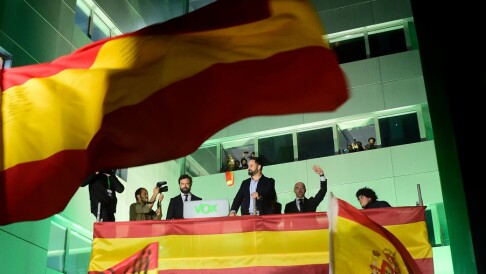 Spania lammet, ultra-høyre feirer
