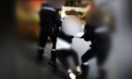 image: Barnevernsgutt (14) brutalt hentet av politi