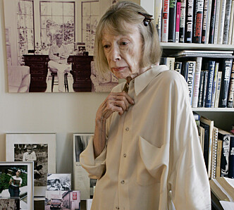 Joan Didion har bevart ektemannens kontor som det var da han levde. Her i kontoret hans i deres hjem i New York. Foto: NTB Scanpix Joan Didion har bevart ektemannens kontor som det var da han levde. Her i kontoret hans i deres hjem i New York. Foto: NTB Scanpix