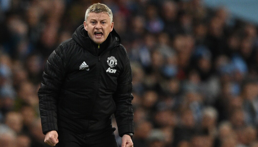 <strong>RASENDE:</strong> Ole Gunnar Solskjær reagerer på skandalescenene som utspilte seg på Etihad. Foto: Oli SCARFF / AFP / NTB Scanpix <strong>RASENDE:</strong> Ole Gunnar Solskjær reagerer på skandalescenene som utspilte seg på Etihad. Foto: Oli SCARFF / AFP / NTB Scanpix