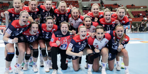 image: Håndballjentenes hektiske jul: - Brutalt