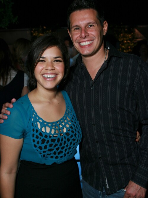 JOBBET SAMMEN I MANGE ÅR: Her er America Ferrera og Silvio Horta avbildet sammen i 2007. Foto: NTB Scanpix JOBBET SAMMEN I MANGE ÅR: Her er America Ferrera og Silvio Horta avbildet sammen i 2007. Foto: NTB Scanpix