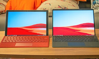 <strong>SLANKERE RAMME:</strong> Surface Pro 7 til venstre, Surface Pro X til høyre. Foto: Martin Kynningsrud Størbu <strong>SLANKERE RAMME:</strong> Surface Pro 7 til venstre, Surface Pro X til høyre. Foto: Martin Kynningsrud Størbu